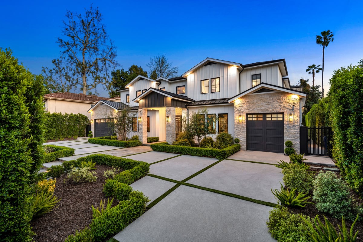 Fairwinds executive homes in Stittsville Ottawa premium real estate