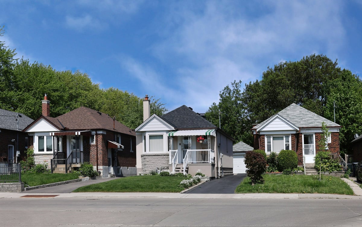 Deer Run established neighbourhood mature trees Stittsville Ottawa residential community